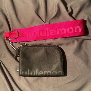 Lululemon Keychain and Zipper Wallet Brand new and never use. Not able to return